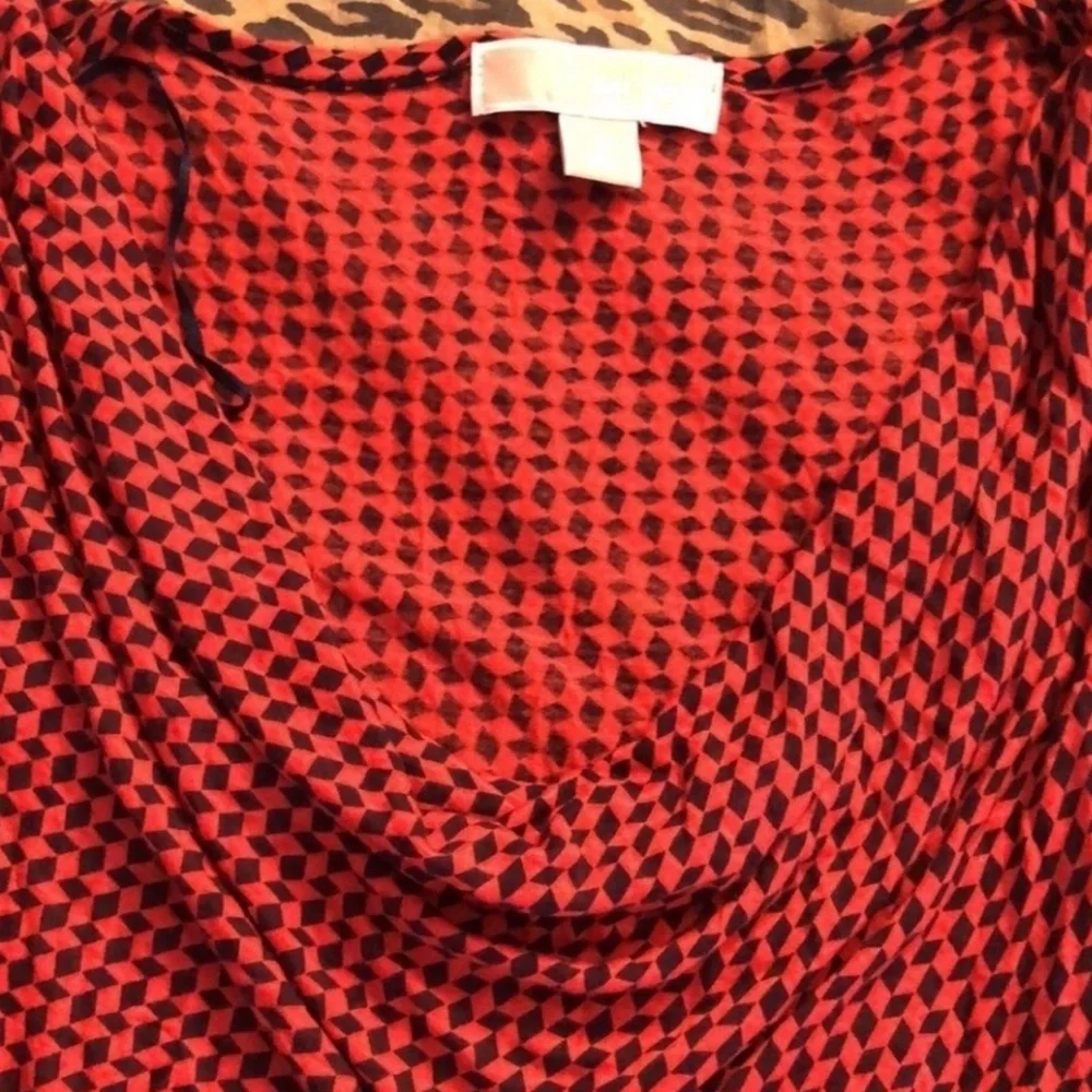 Micheal Kors size small Red & black houndstooth check Cowl neck sleeveless top